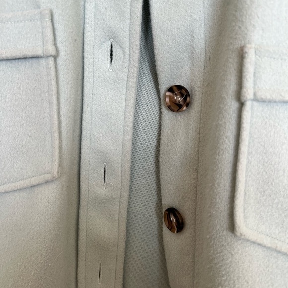 Forever 21 mint green long sleeve shacket - Picture 5 of 5